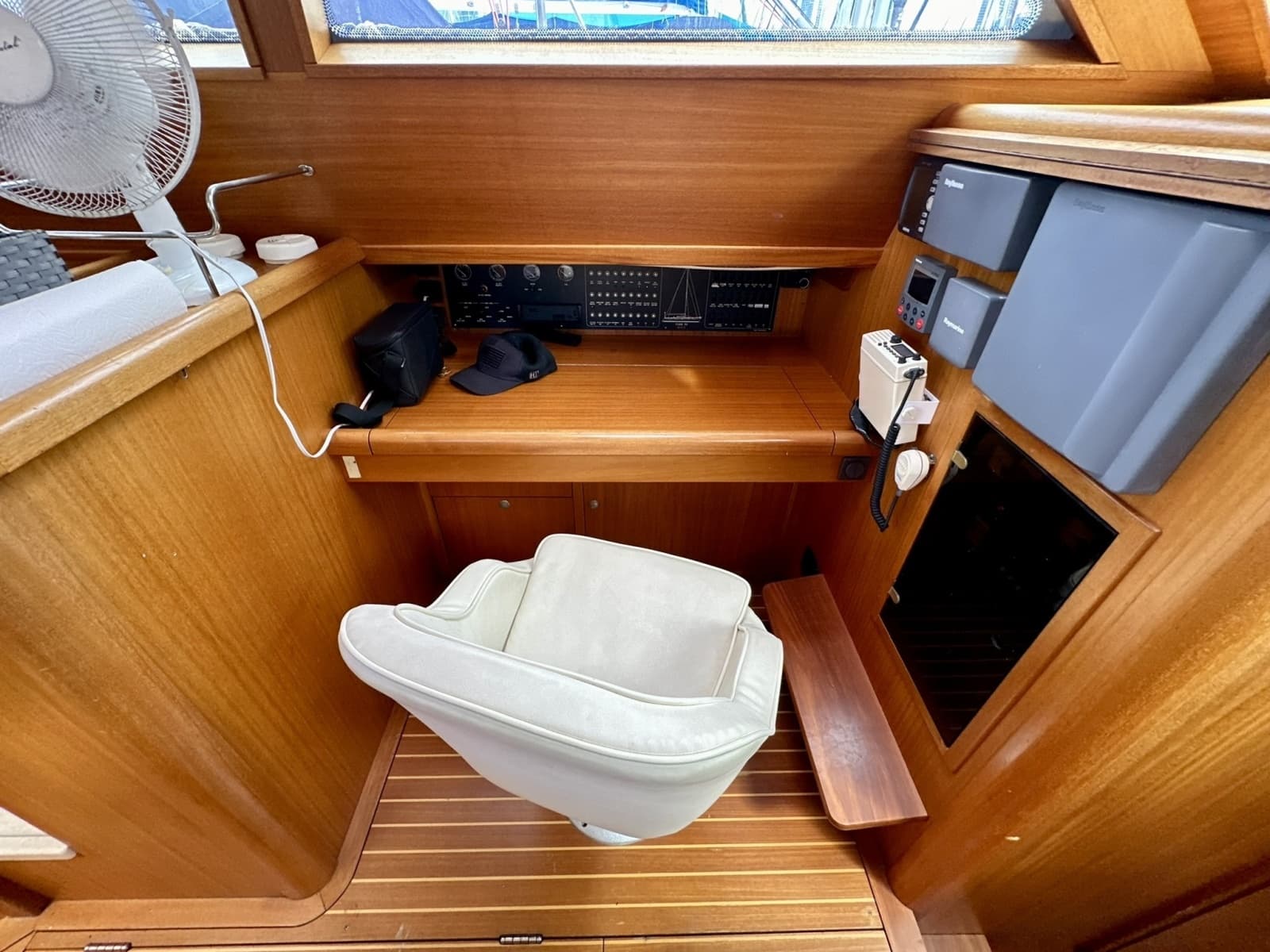 1999 Farr 50 Pilot House - Photo 25