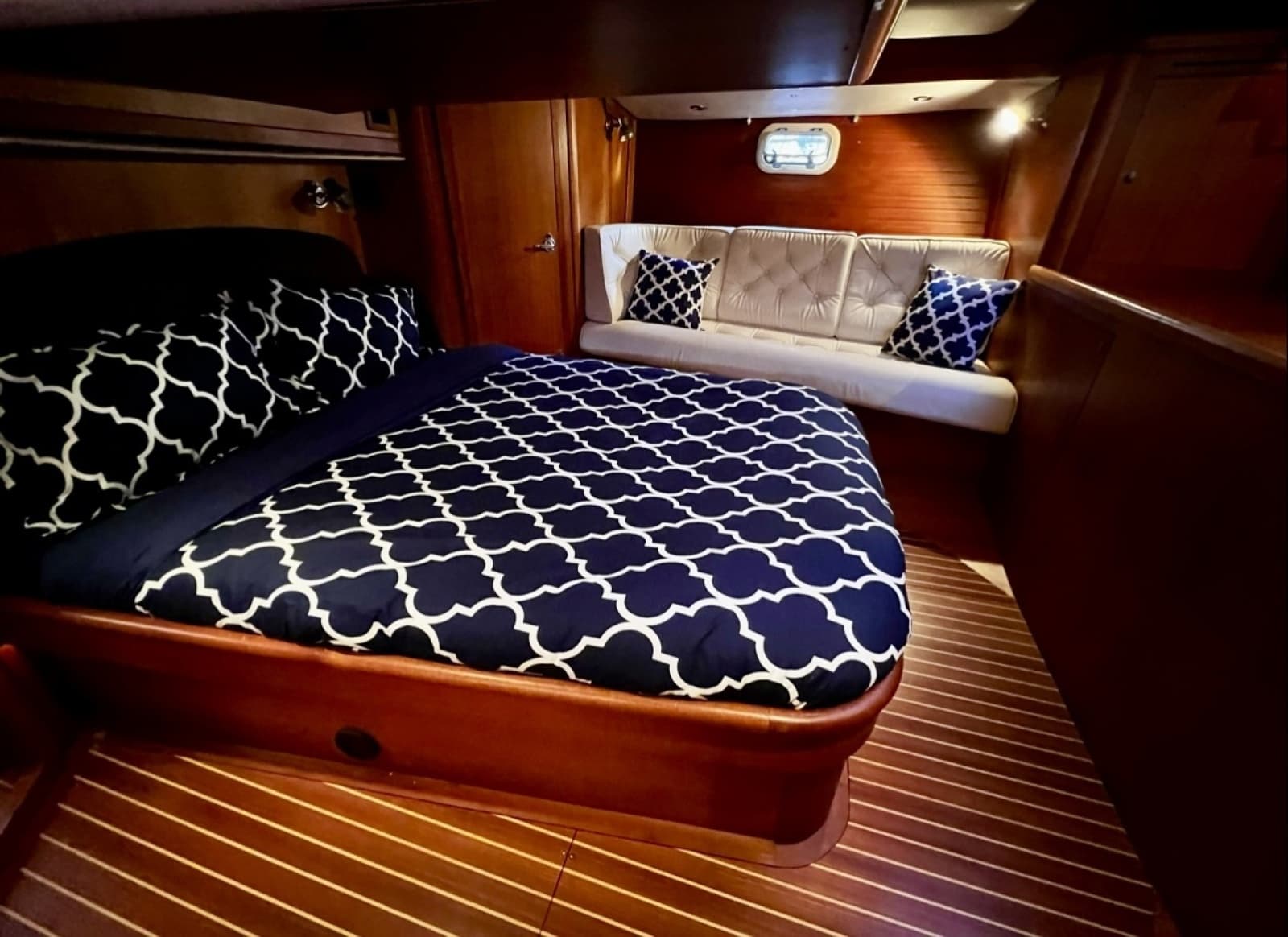 1999 Farr 50 Pilot House - Photo 32