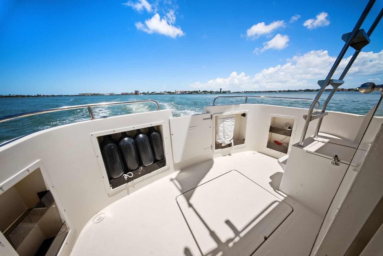 2001 Camano 31 Trawler - Photo 3