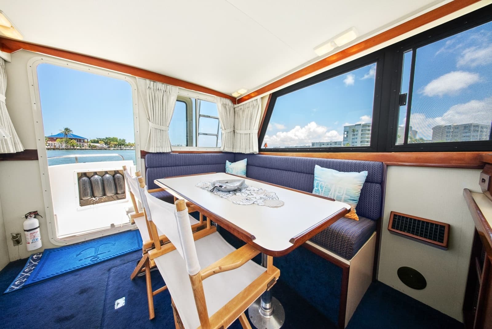 2001 Camano 31 Trawler - Photo 33
