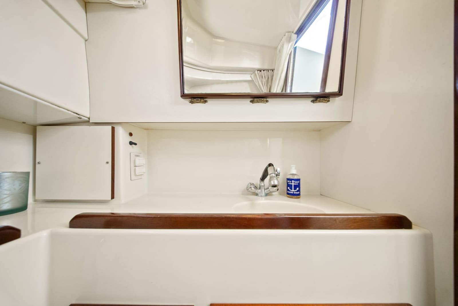 2001 Camano 31 Trawler - Photo 38