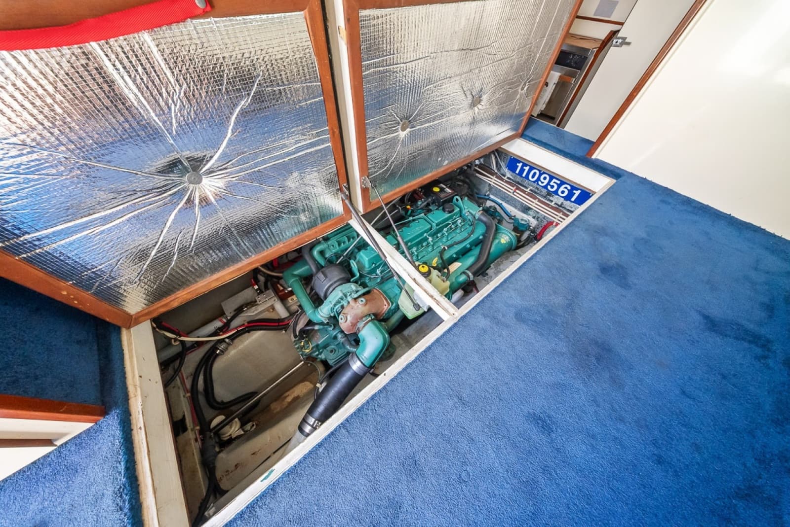 2001 Camano 31 Trawler - Photo 46