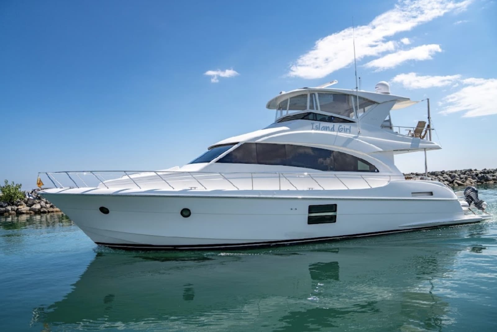 2017 Hatteras 60 Motoryacht - Photo 1