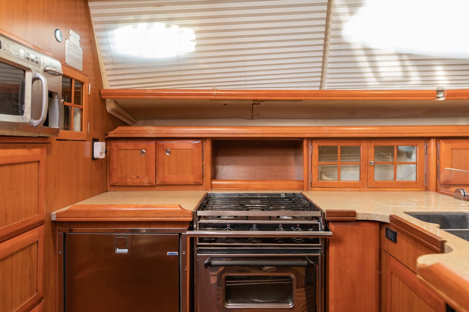 2008 Hunter 45 Deck Salon - Photo 10