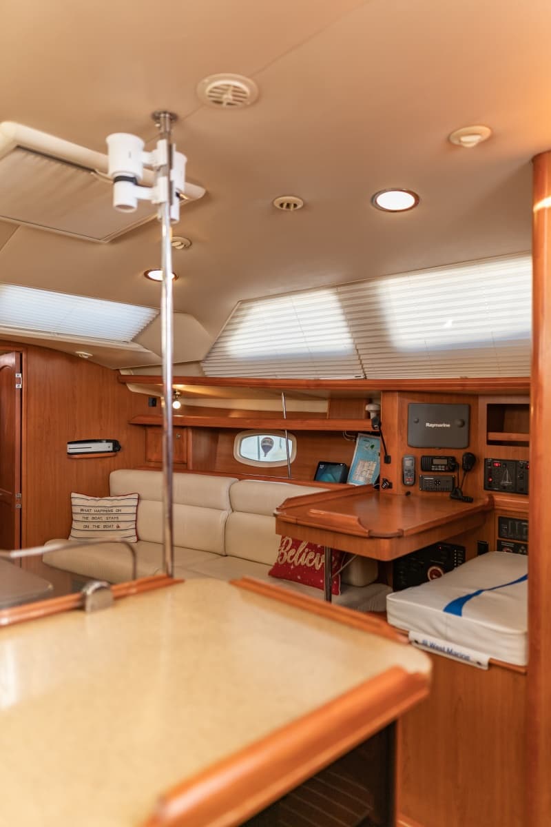 2008 Hunter 45 Deck Salon - Photo 9