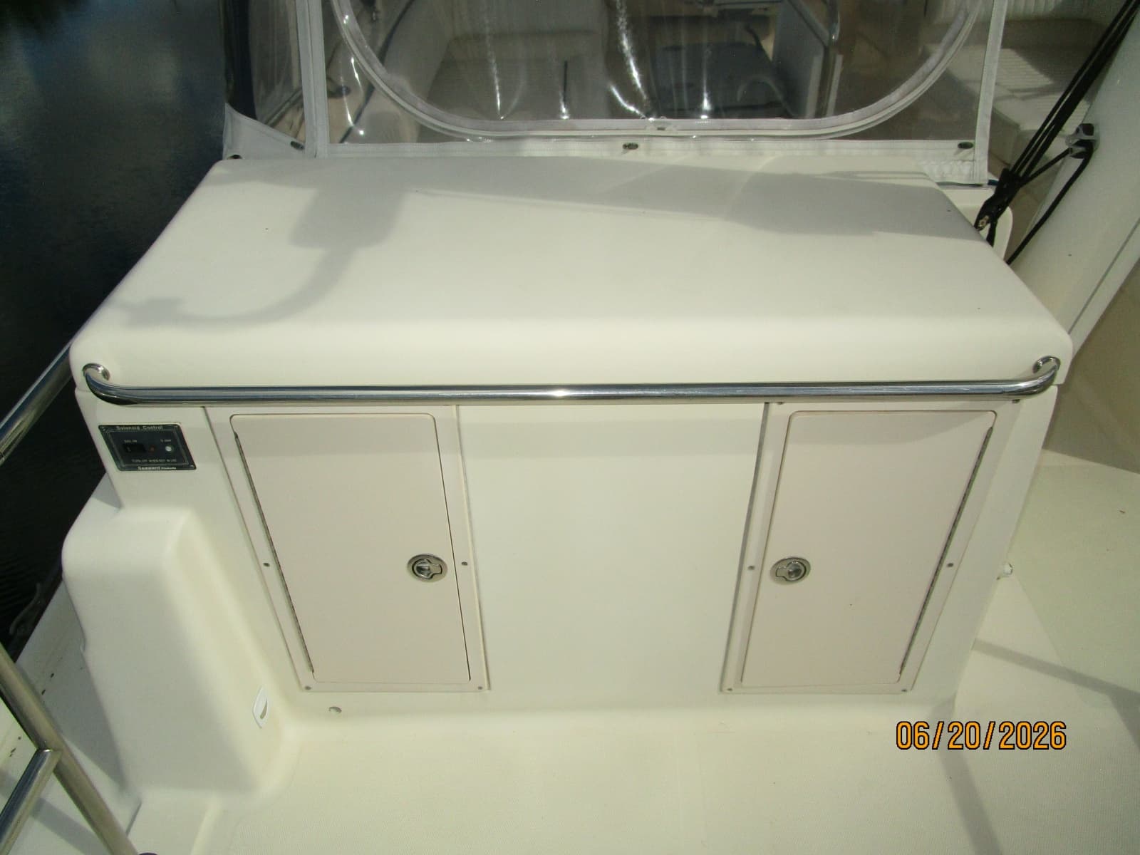 2004 Mainship 400 - Photo 36