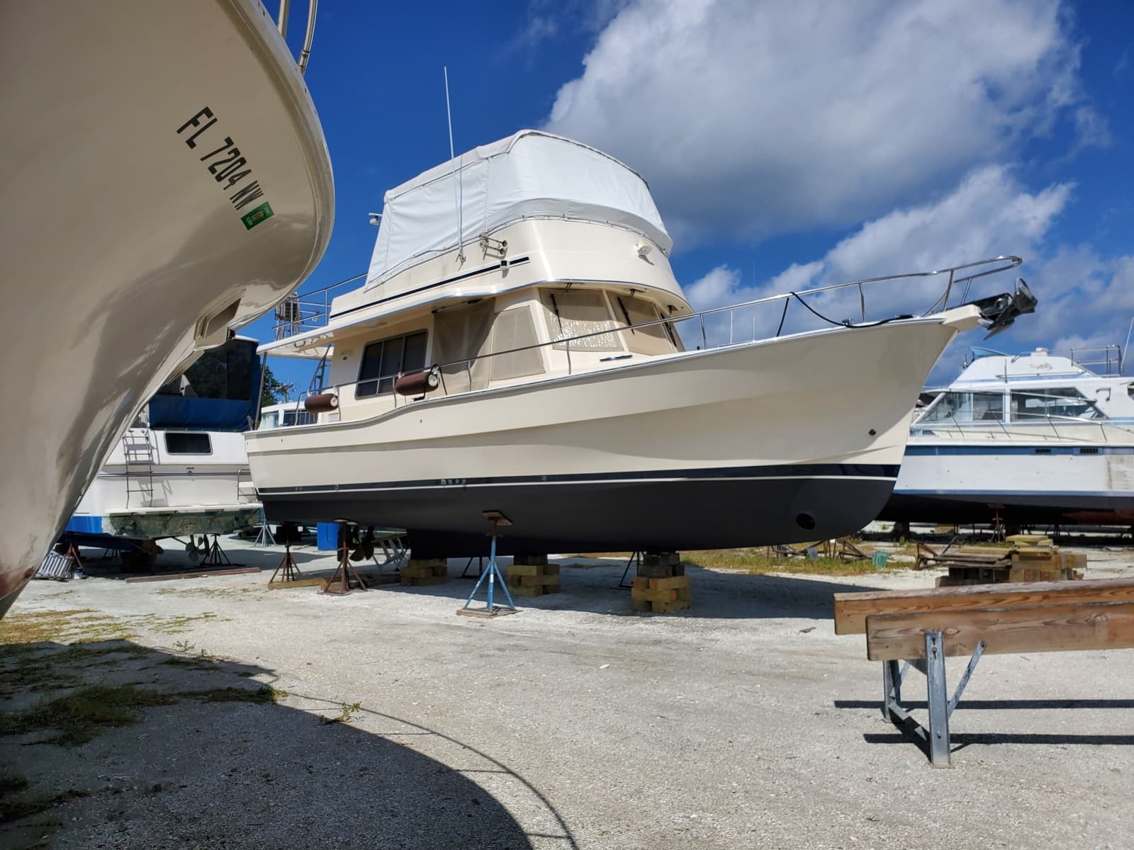 2004 Mainship 400 - Photo 78