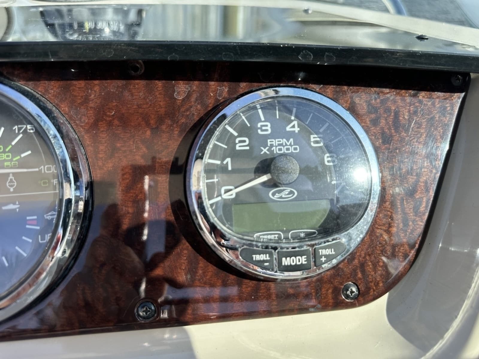 2010 Sea Ray Sundancer 260 - Photo 61