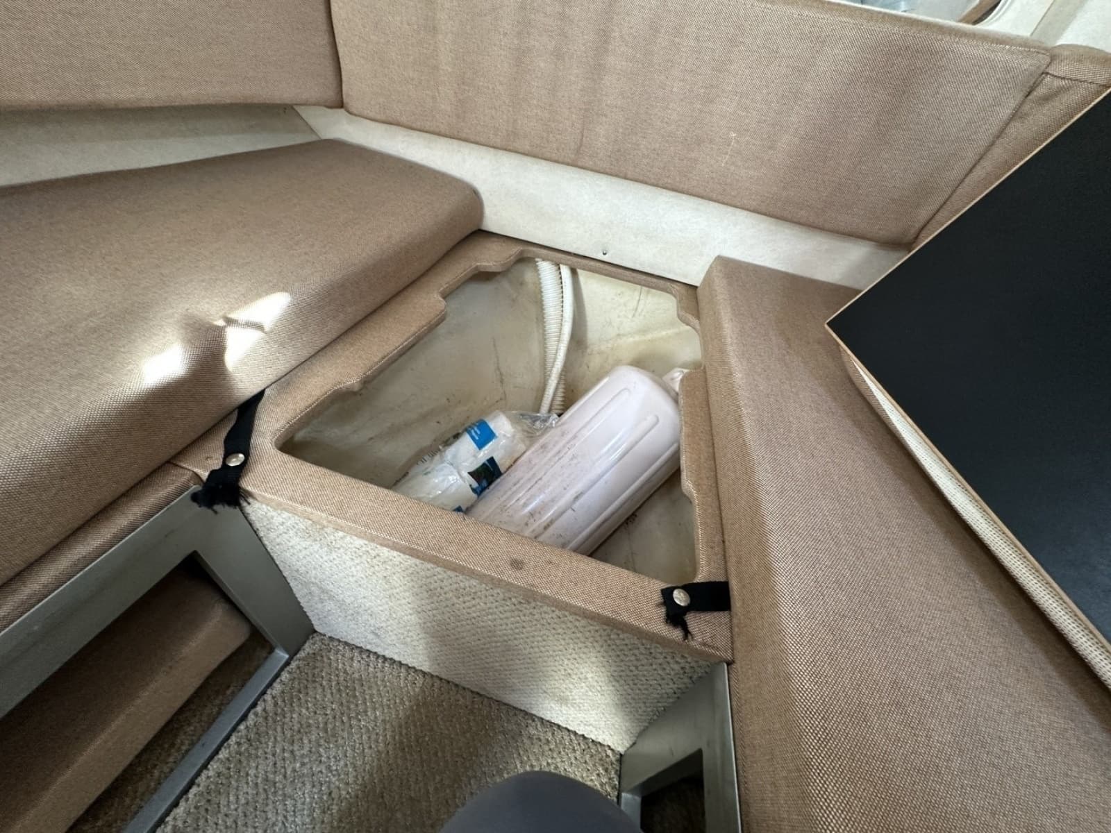 2010 Sea Ray Sundancer 260 - Photo 104