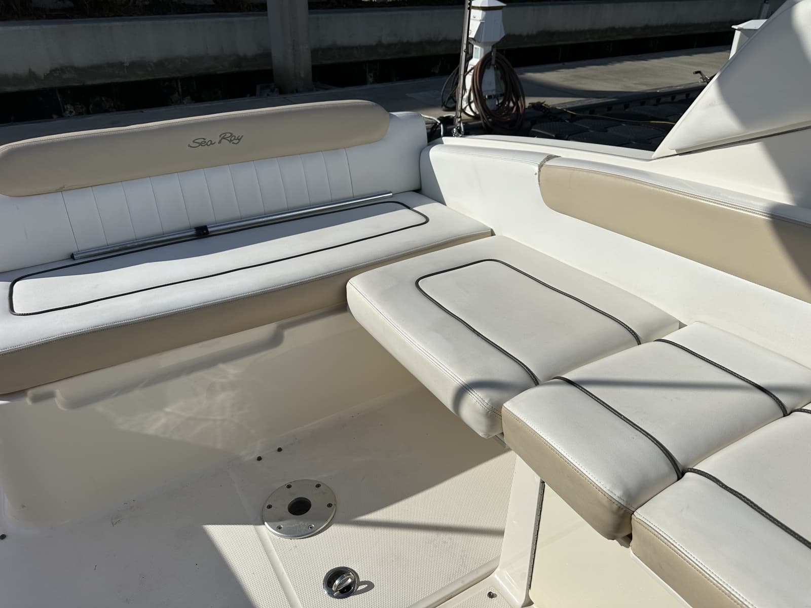 2010 Sea Ray 260 Sundancer - Photo 41