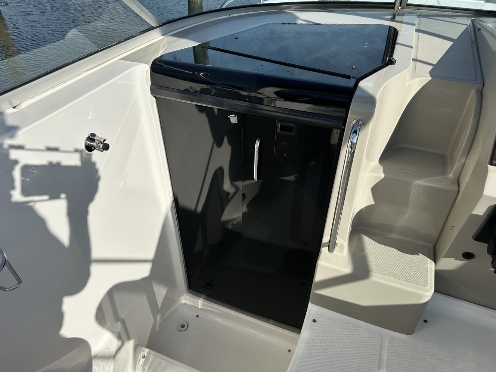 2010 Sea Ray Sundancer 260 - Photo 39