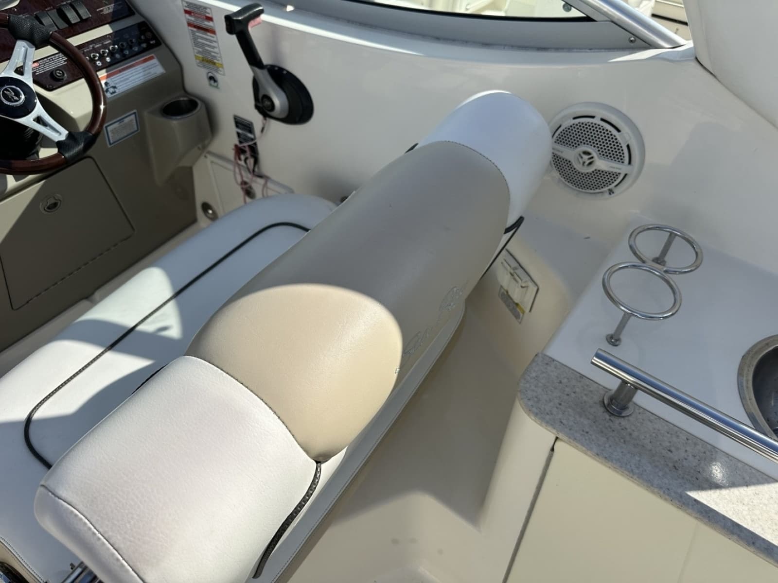 2010 Sea Ray Sundancer 260 - Photo 36