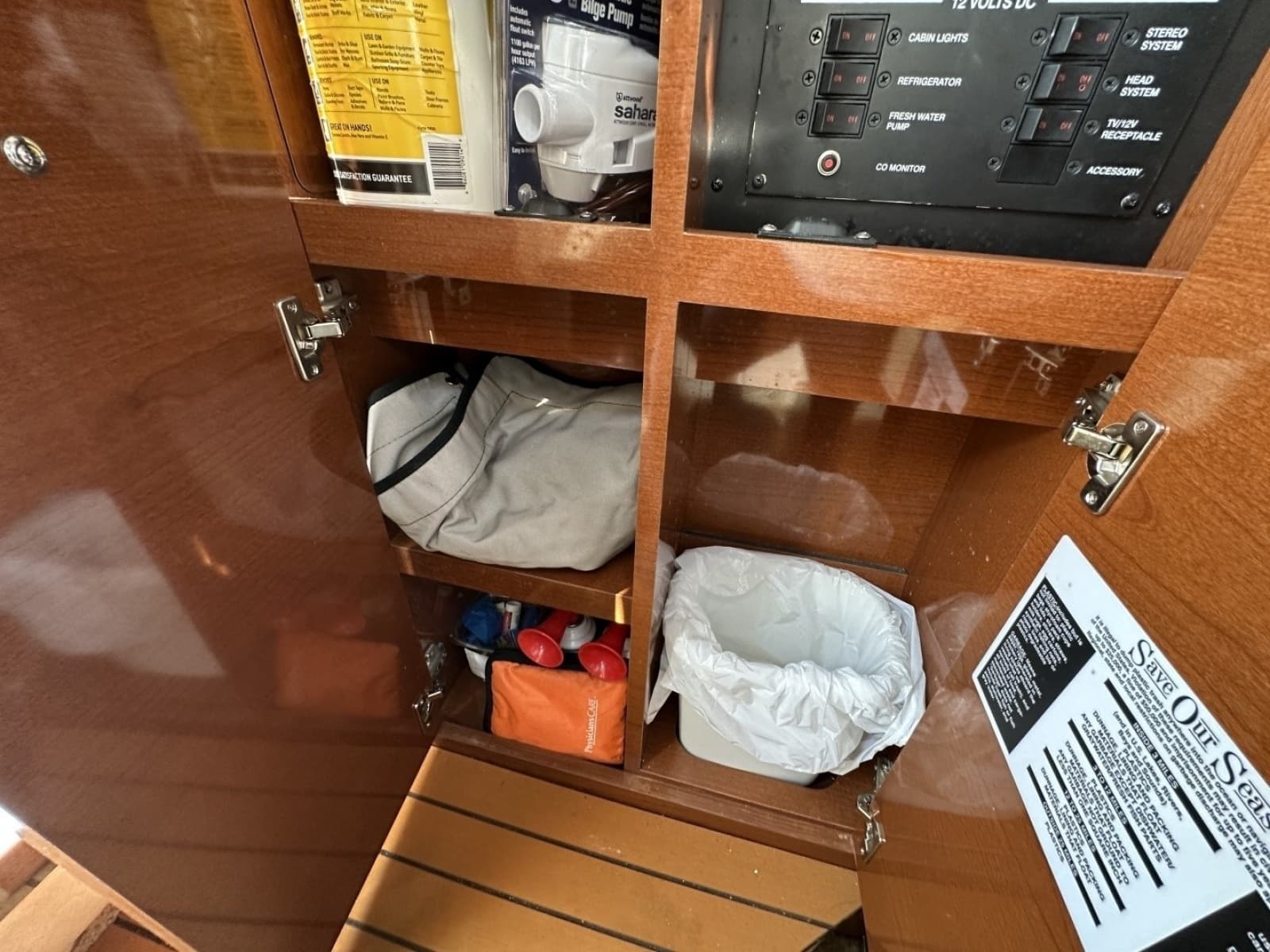 2010 Sea Ray Sundancer 260 - Photo 97