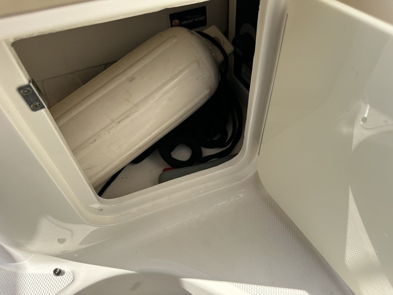 2010 Sea Ray Sundancer 260 - Photo 68