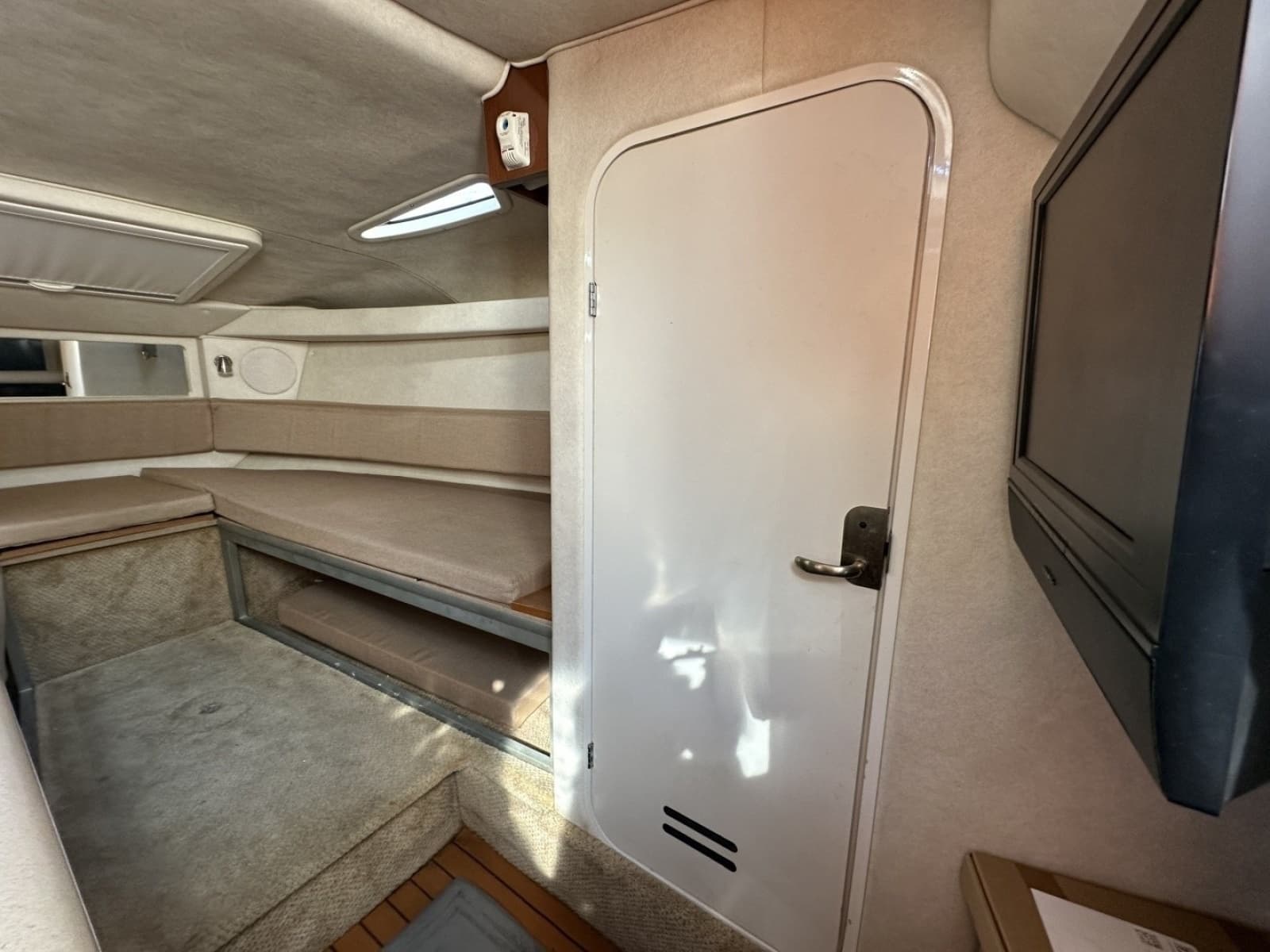 2010 Sea Ray Sundancer 260 - Photo 85