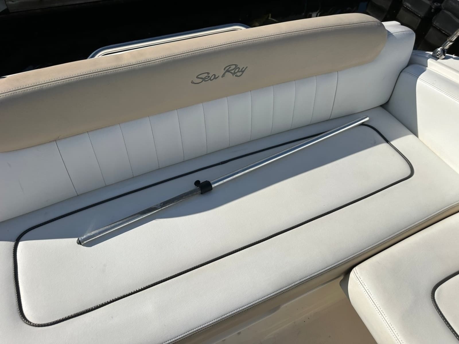 2010 Sea Ray Sundancer 260 - Photo 28