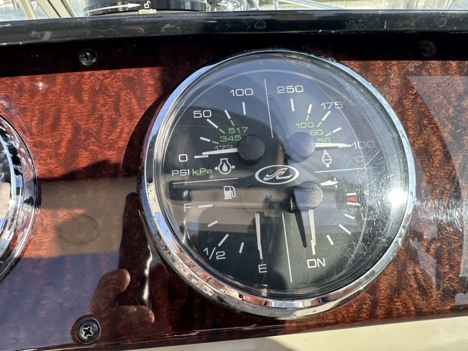 2010 Sea Ray Sundancer 260 - Photo 62