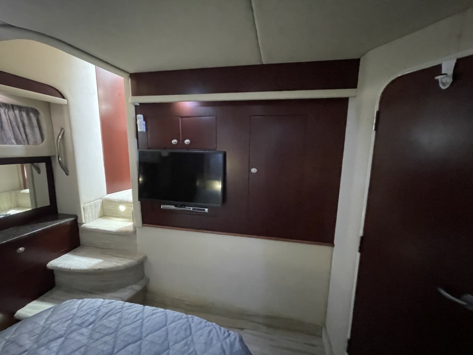 2006 Sea Ray 40 MY - Photo 28
