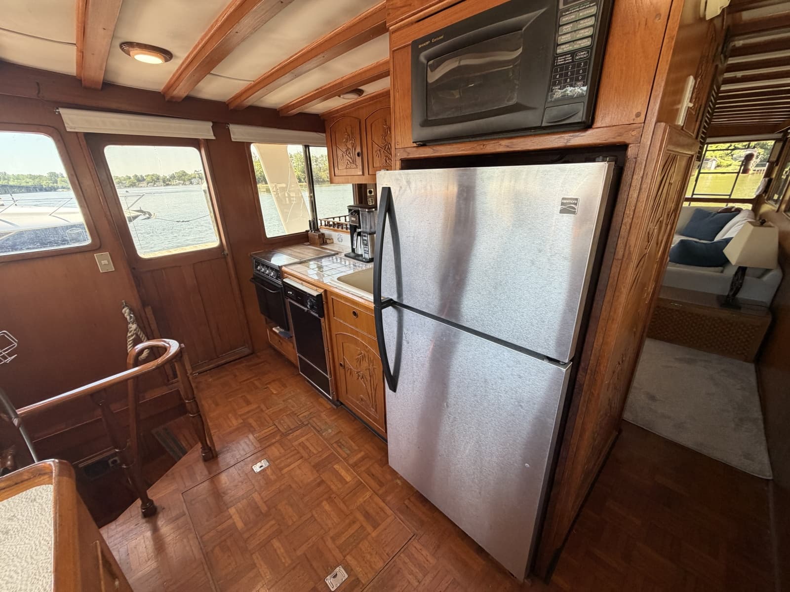 1981 Marine Trader 50 - Photo 24