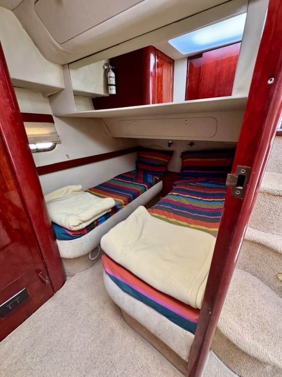 1999 Birchwood Challenger 450 Flybridge - Photo 39