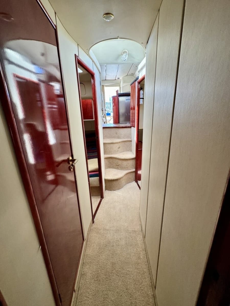 1999 Birchwood Challenger 450 Flybridge - Photo 37
