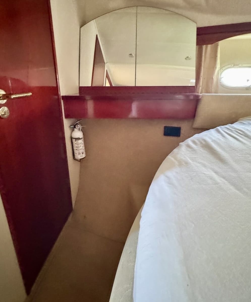1999 Birchwood Challenger 450 Flybridge - Photo 35