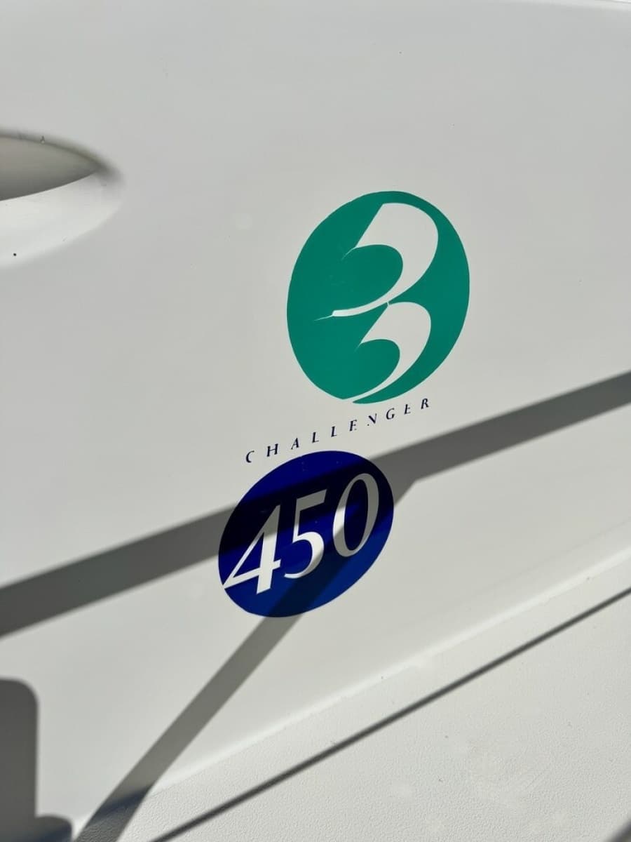 1999 Birchwood Challenger 450 Flybridge - Photo 50