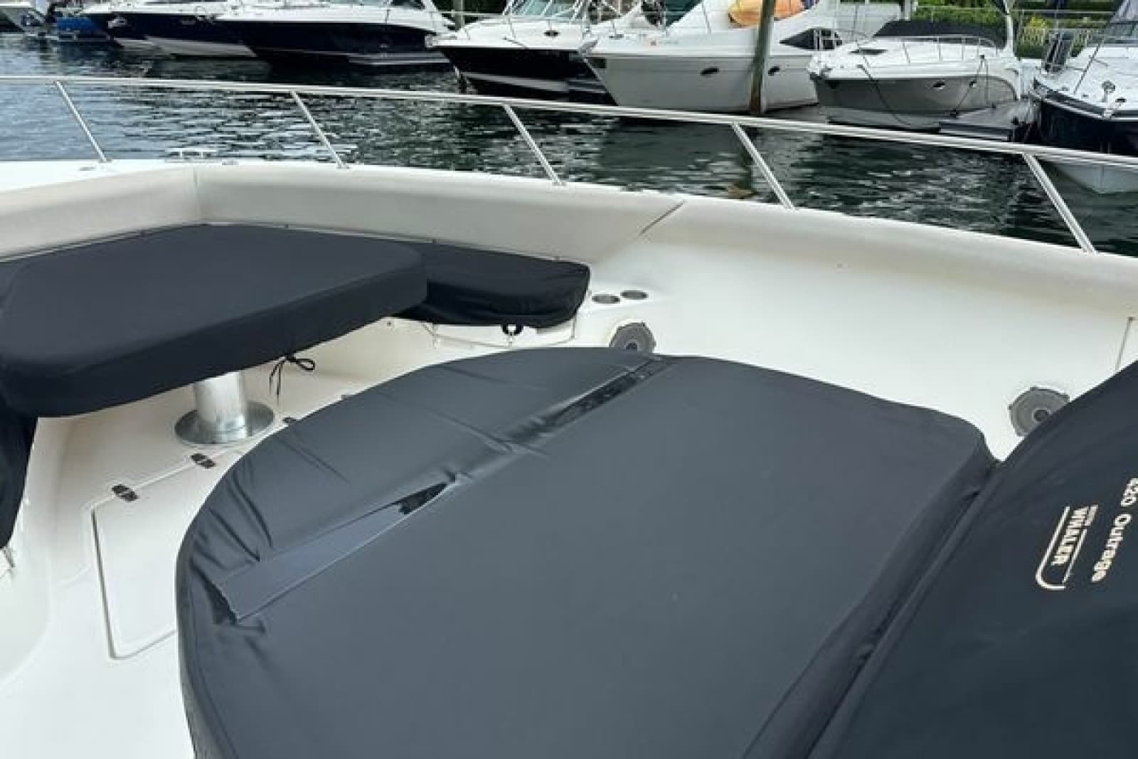 2020 Boston Whaler 420 Outrage - Photo 16