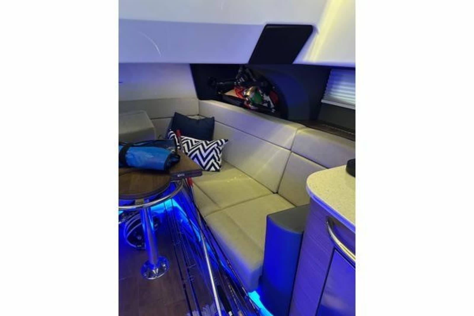 2020 Boston Whaler 420 Outrage - Photo 34