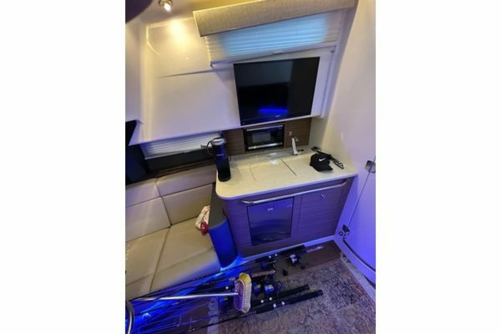 2020 Boston Whaler 420 Outrage - Photo 35