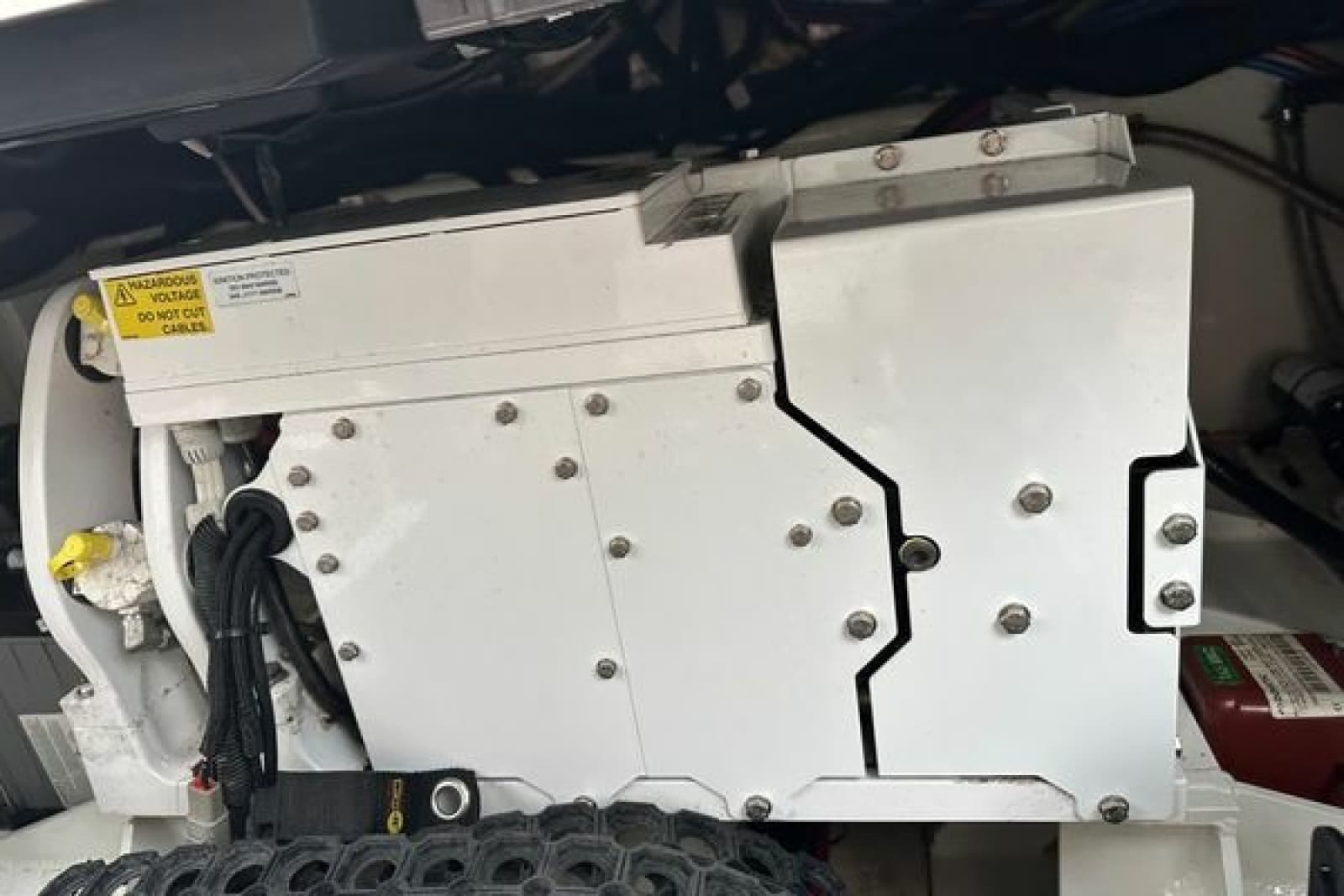 2020 Boston Whaler 420 Outrage - Photo 43