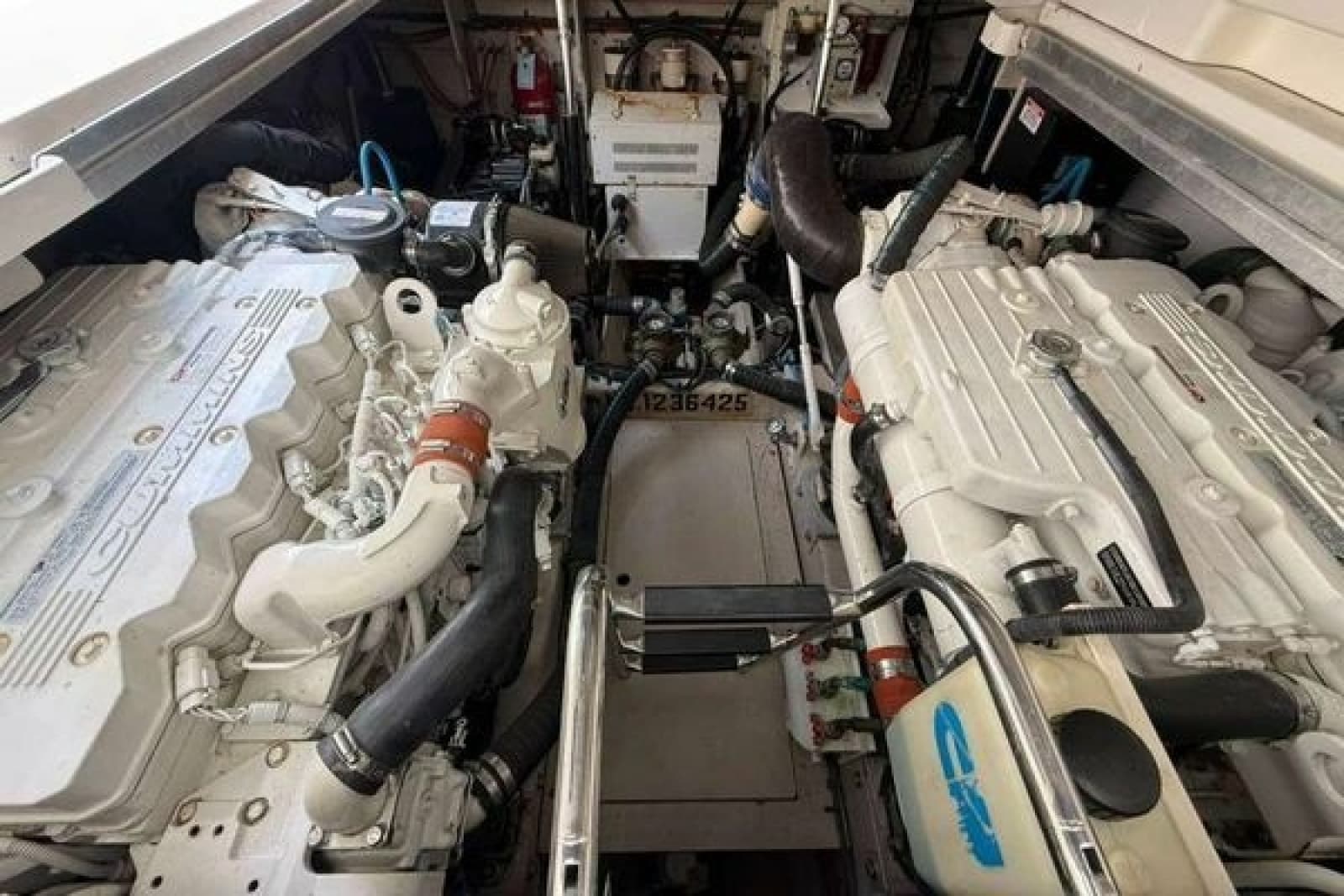 2012 Sea Ray 450 Sundancer - Photo 10