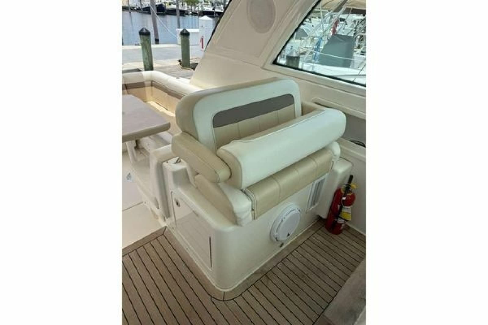 2012 Sea Ray 450 Sundancer - Photo 15