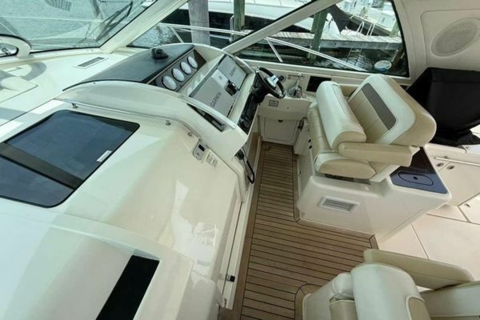 2012 Sea Ray 450 Sundancer - Photo 12