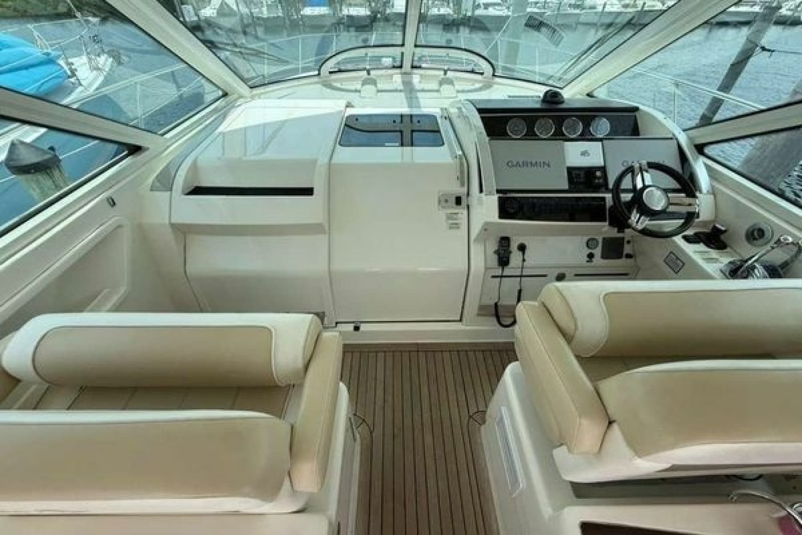 2012 Sea Ray 450 Sundancer - Photo 14