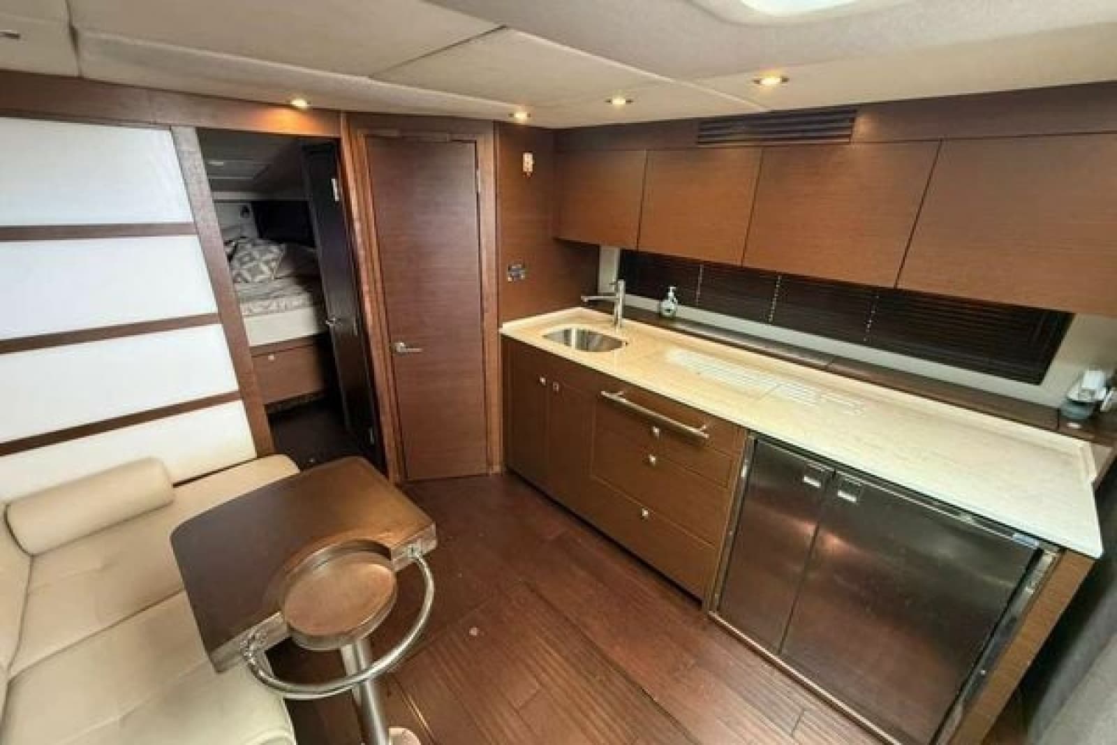 2012 Sea Ray 450 Sundancer - Photo 8