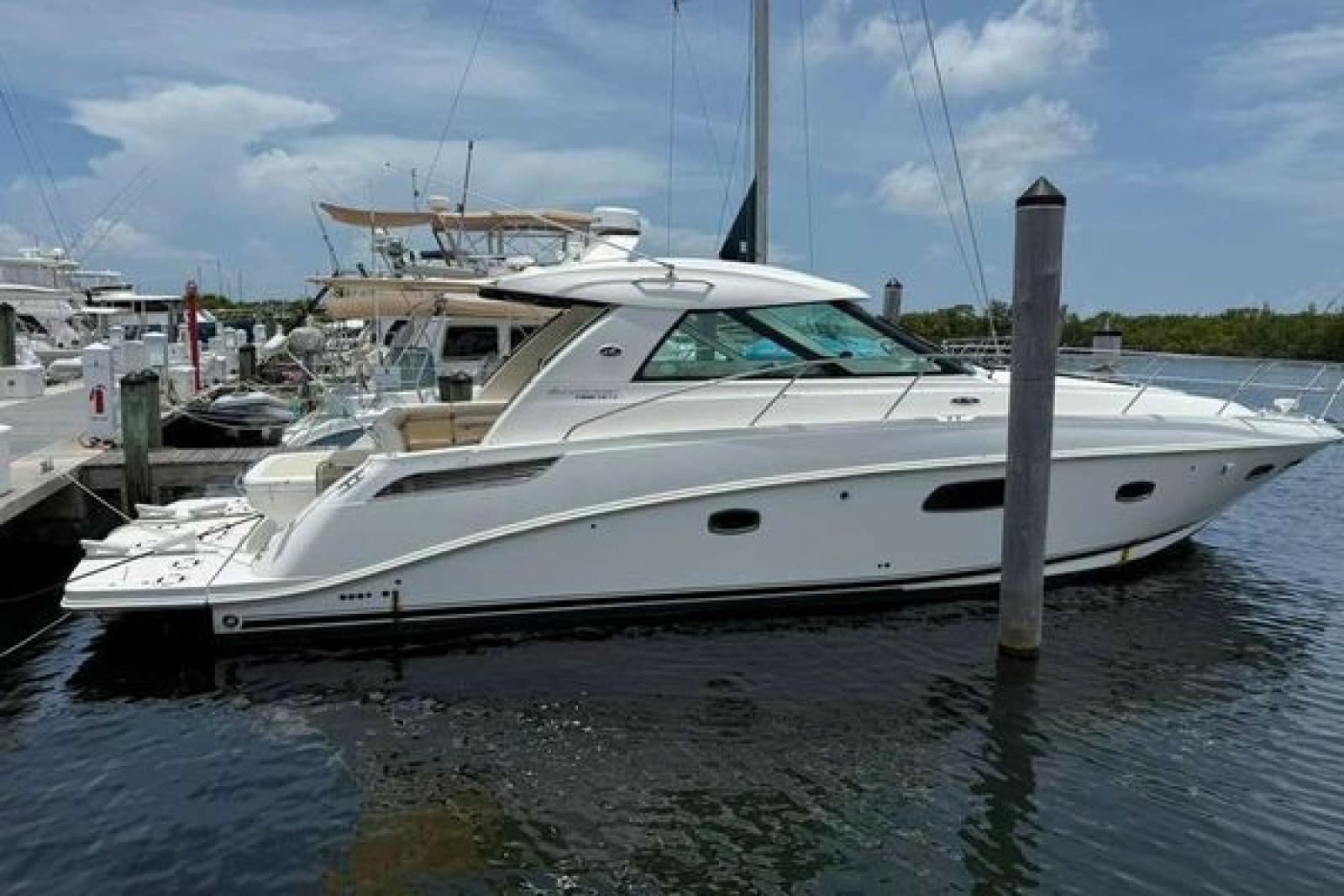 2012 Sea Ray 450 Sundancer - Photo 1