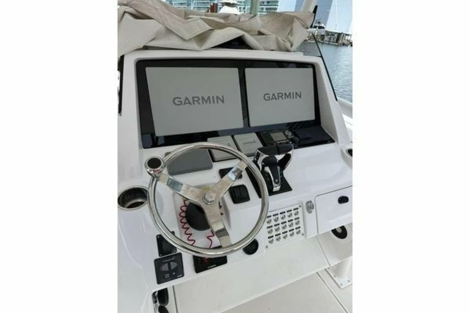 2012 Intrepid 323 Open - Photo 8