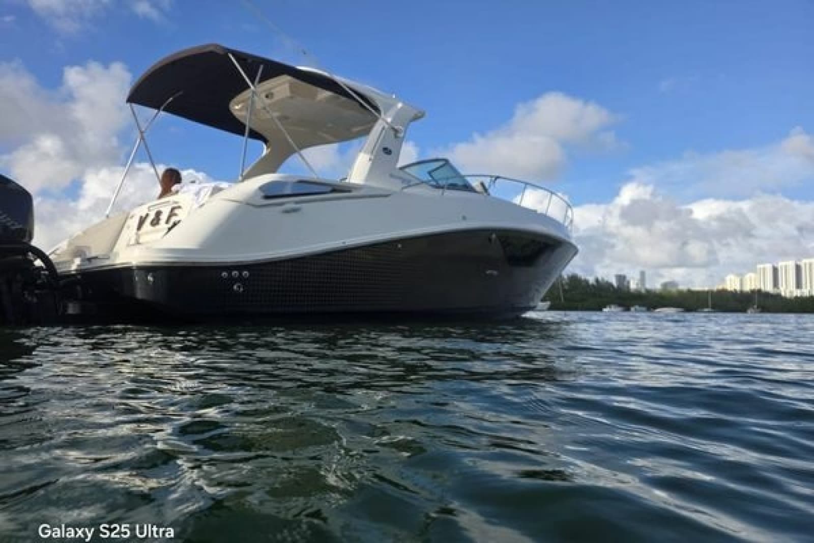2010 Sea Ray 370 Sundancer - Photo 7