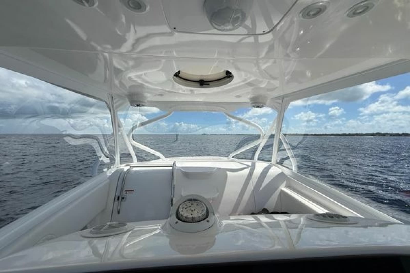 2010 Hydra-Sports Vector 3500 VX - Photo 20