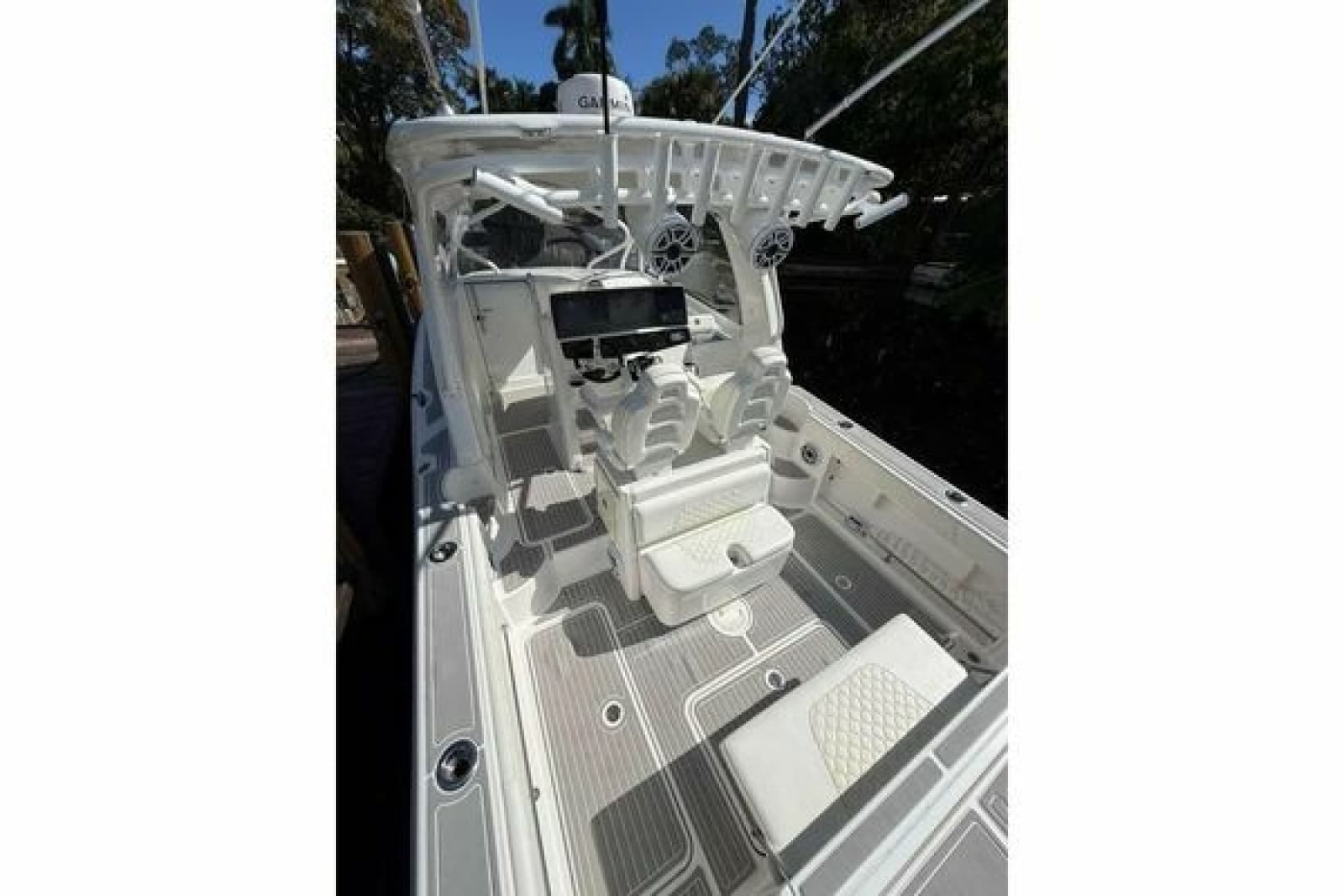 2010 Hydra-Sports Vector 3500 VX - Photo 45