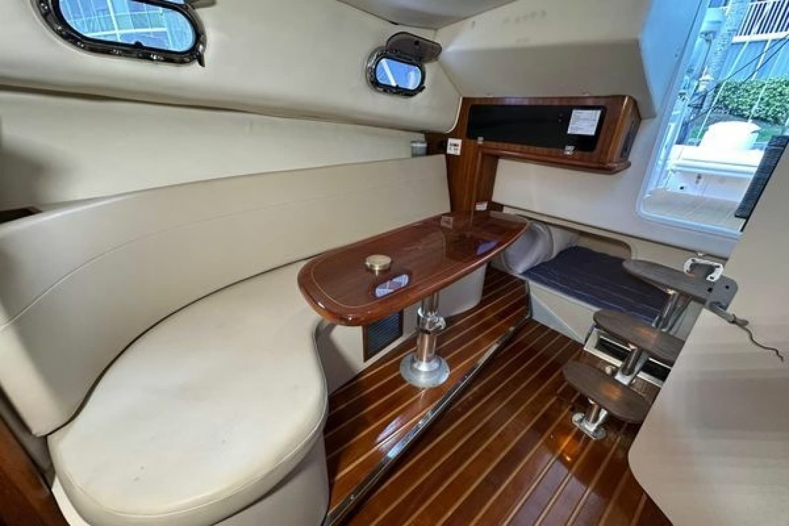 2008 Pursuit OS 335 Offshore - Photo 26