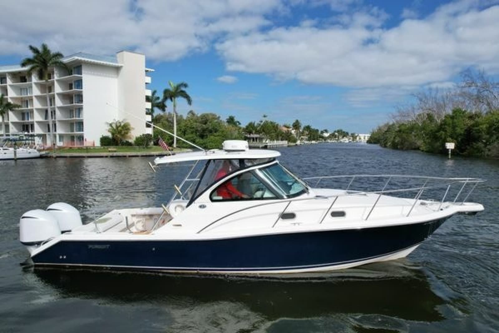 2008 Pursuit OS 335 Offshore - Photo 2