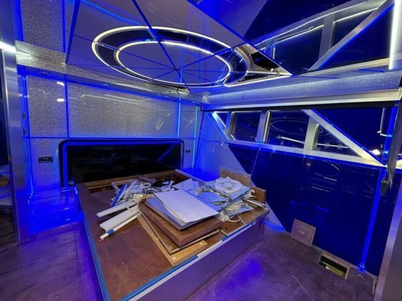 1992 Heesen Yachts 141 Motor Yacht - Photo 52