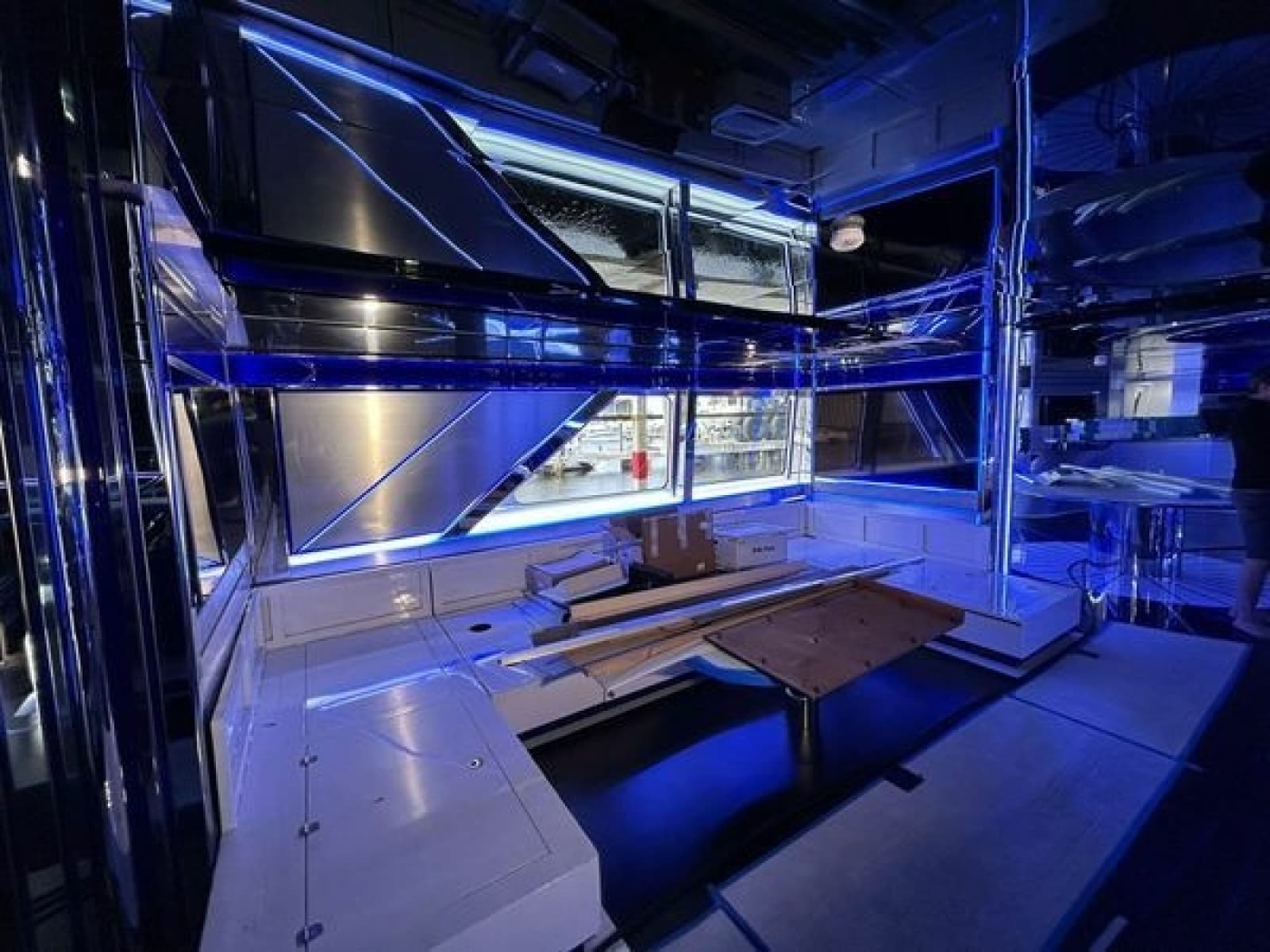 1992 Heesen Yachts 141 Motor Yacht - Photo 16