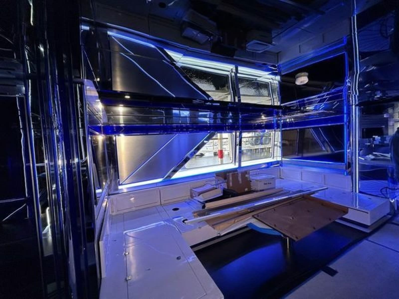 1992 Heesen Yachts 141 Motor Yacht - Photo 17