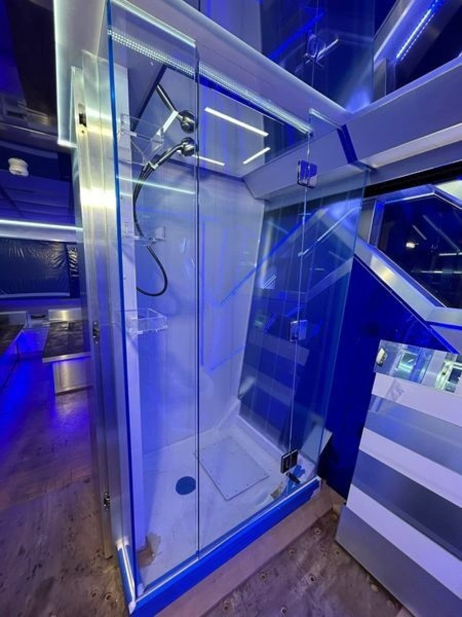 1992 Heesen Yachts 141 Motor Yacht - Photo 44