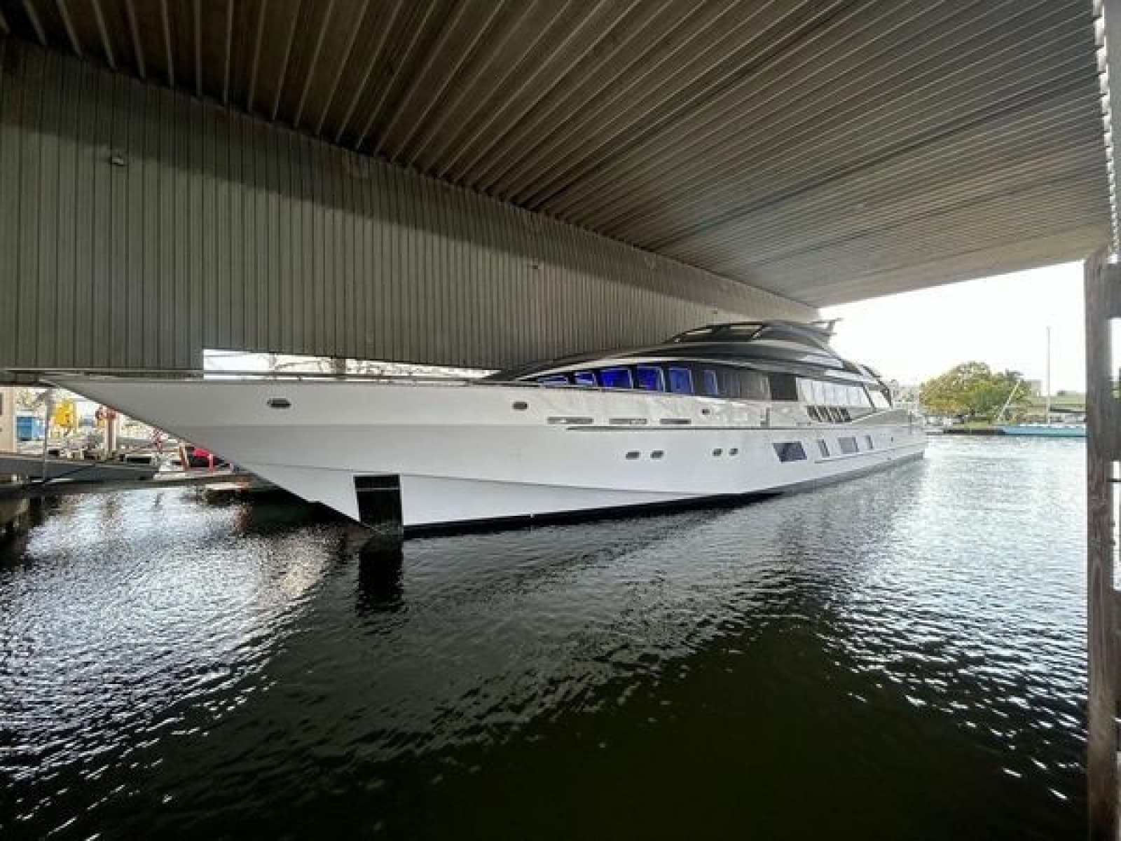 1992 Heesen Yachts 141 Motor Yacht - Photo 4