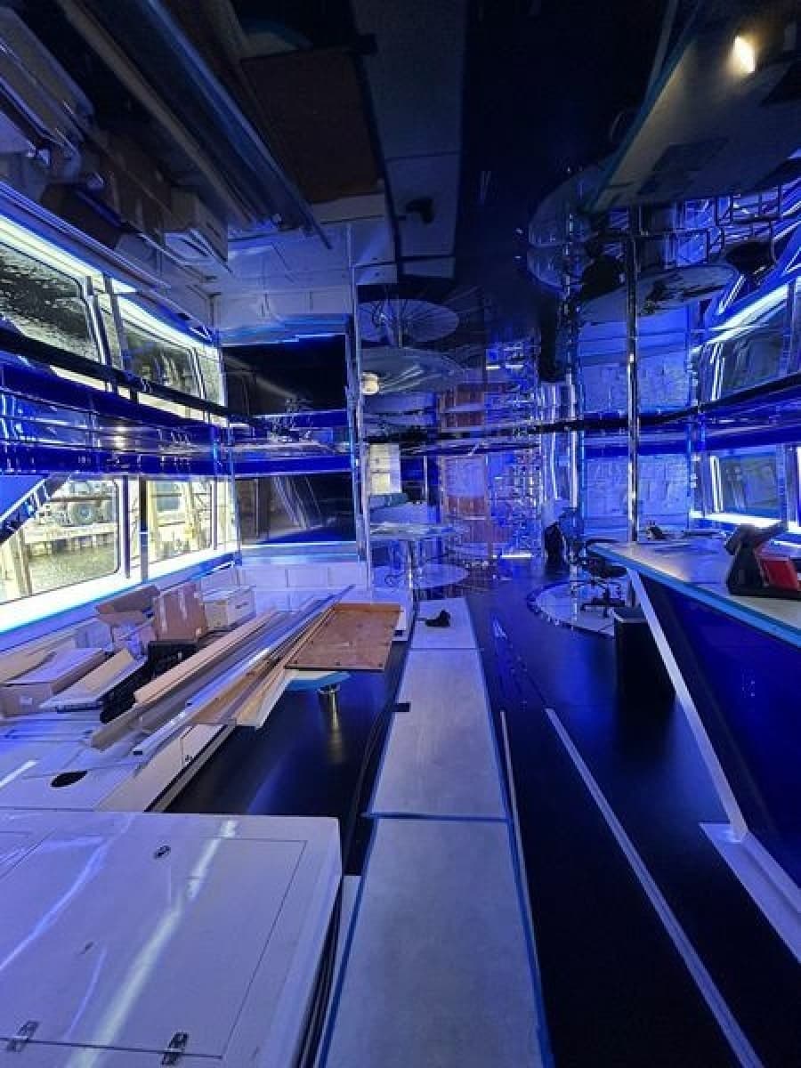 1992 Heesen Yachts 141 Motor Yacht - Photo 13