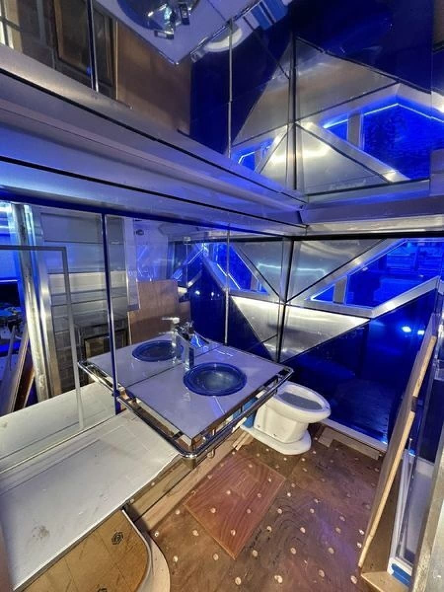 1992 Heesen Yachts 141 Motor Yacht - Photo 58